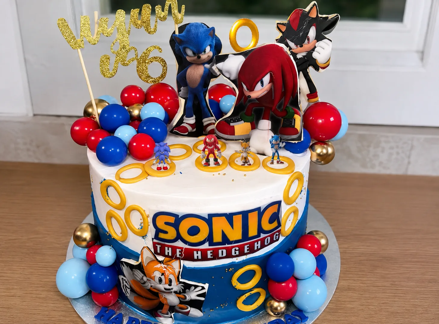 A custom Sonic the Hedgehog themed birthday cake